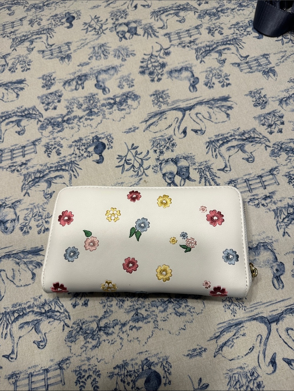 Betsey Johnson White Floral Zip-Around Wallet with Multicolor Flowers